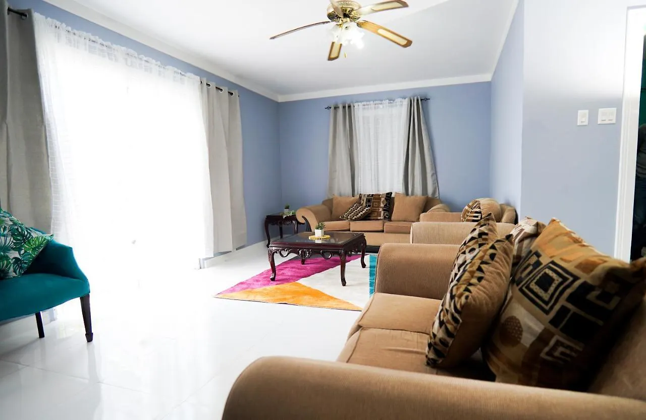 Lola'S Tropical Oasis Apartamento Montego Bay